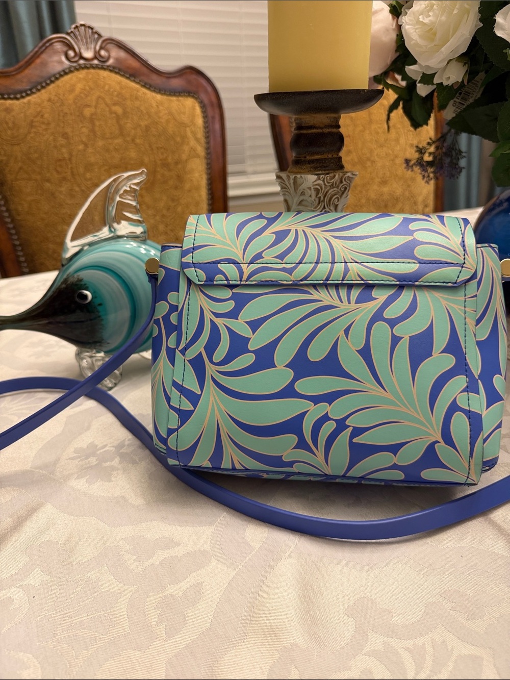 Kate Spade 100% Cow Leather Leaf-Print Crossbody Bag - Picture 2 of 14